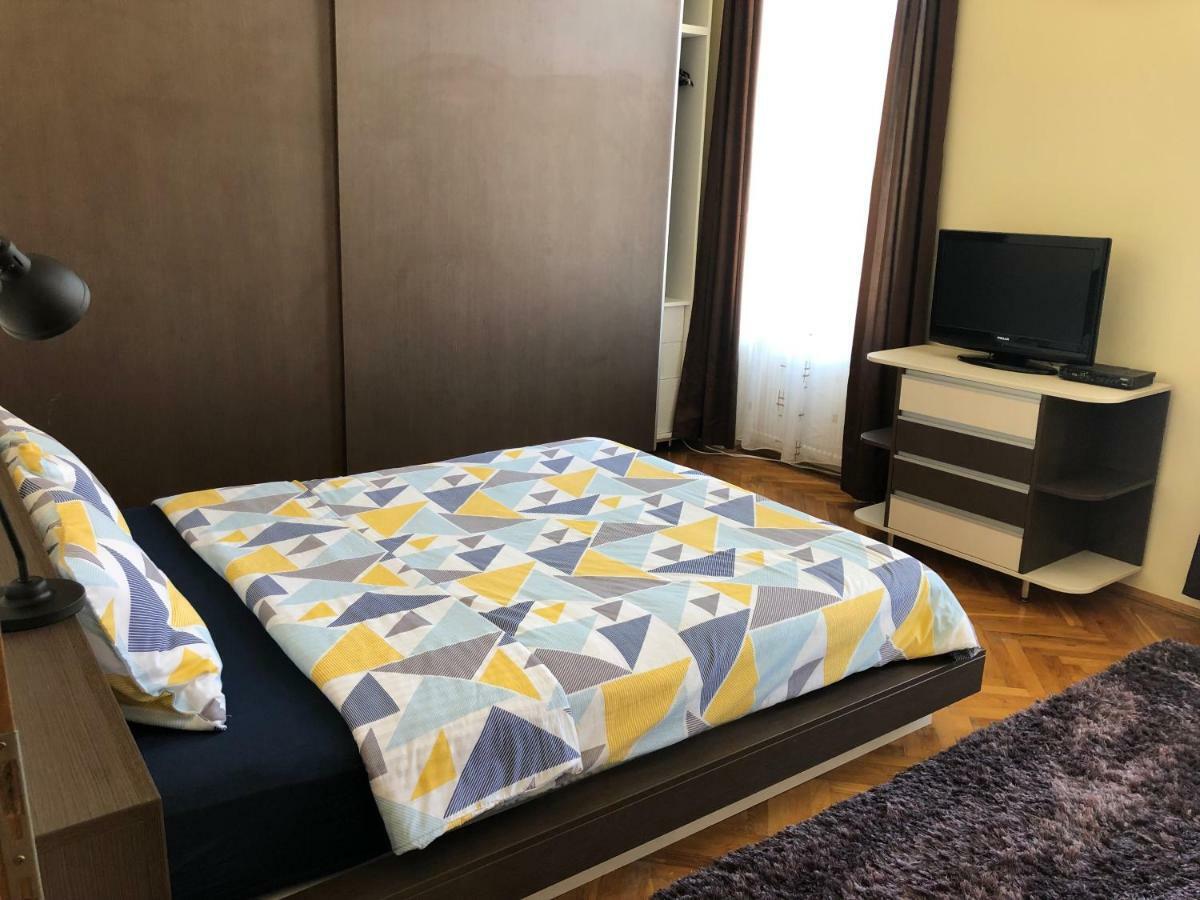 Schei Apartment 2 Brašov Exteriér fotografie
